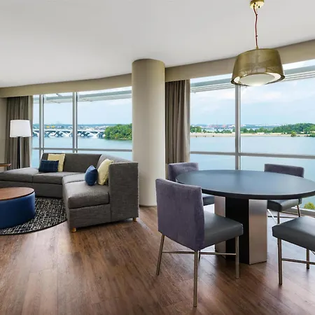 Hyatt Place National Harbor Exterior photo