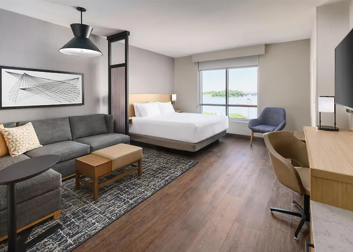 Hyatt Place National Harbor